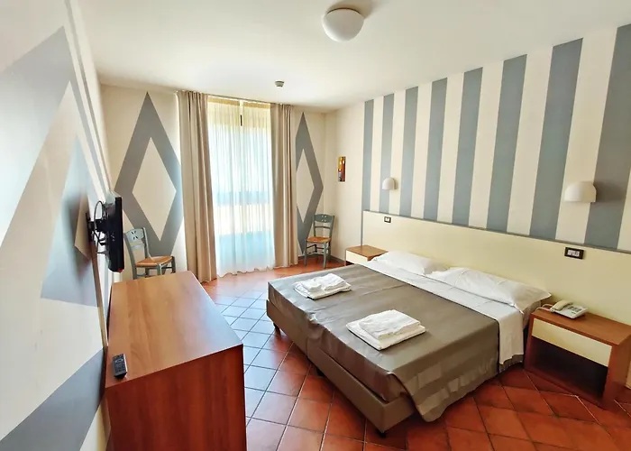 托斯卡纳佛得酒店 4*