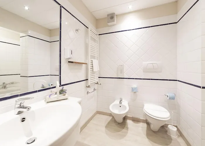 托斯卡纳佛得酒店 拉泰里纳