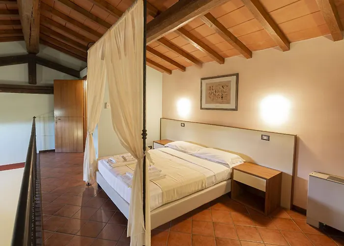 托斯卡纳佛得酒店 4*