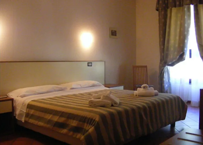 托斯卡纳佛得酒店 拉泰里纳