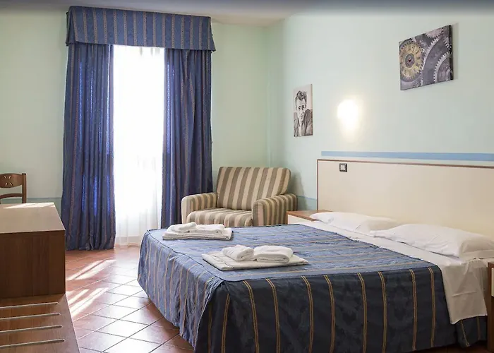 托斯卡纳佛得酒店 4* 拉泰里纳